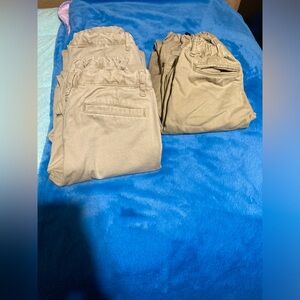 Six khaki pants for boys size 8